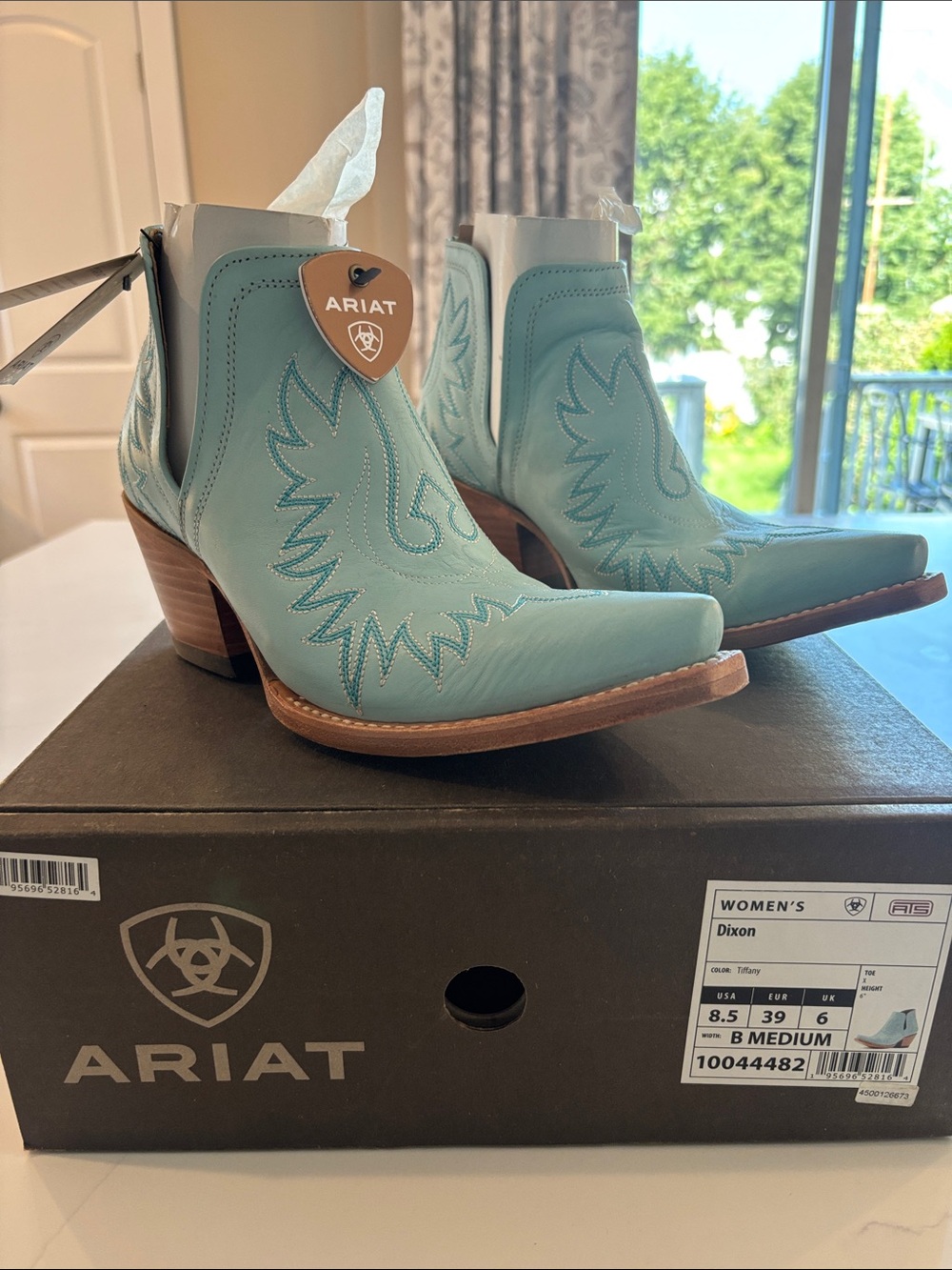 Ariat Women's Dixon Ankle Boots in Tiffany Blue
